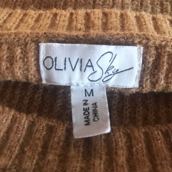 Olivia Sky Two Pocket Cable Knit Sweater size M - Picture 3 of 4